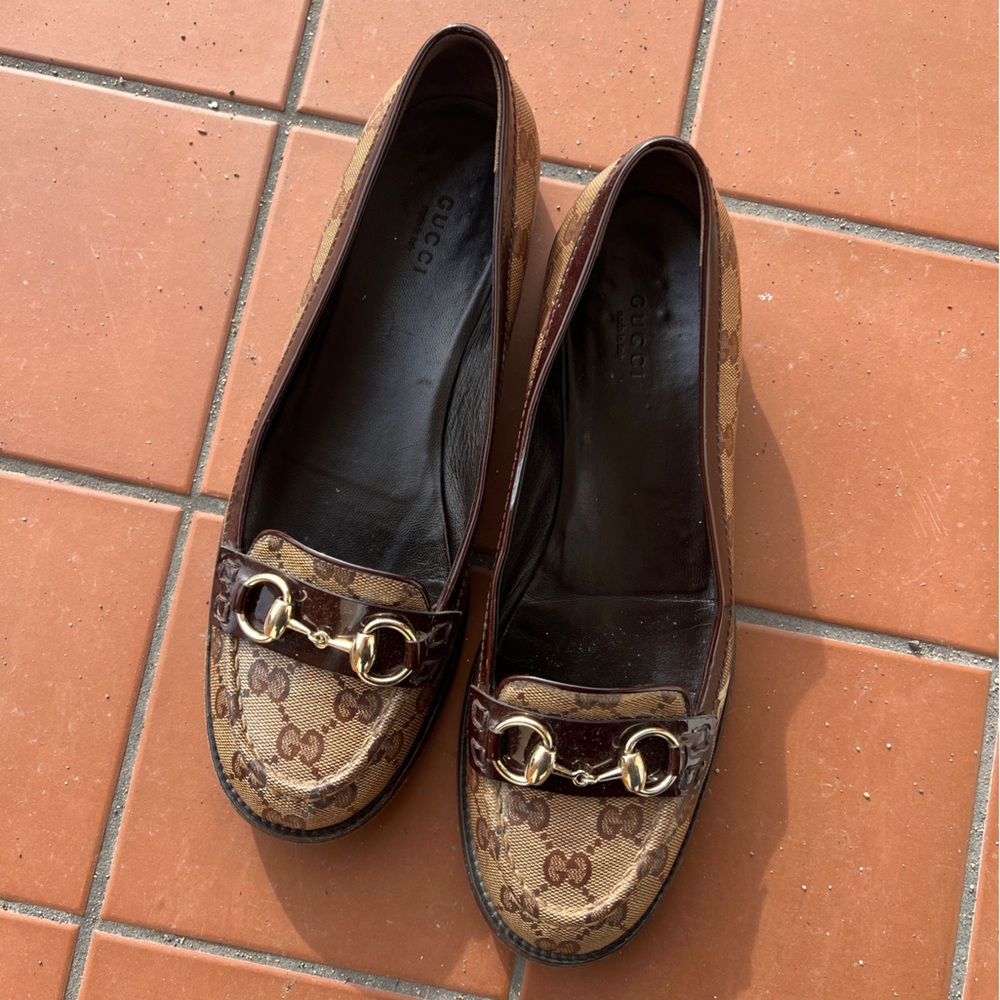 Gucci Tan and Brown Women's Loafers